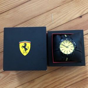 Ferrari scuderia watch (never been worn)